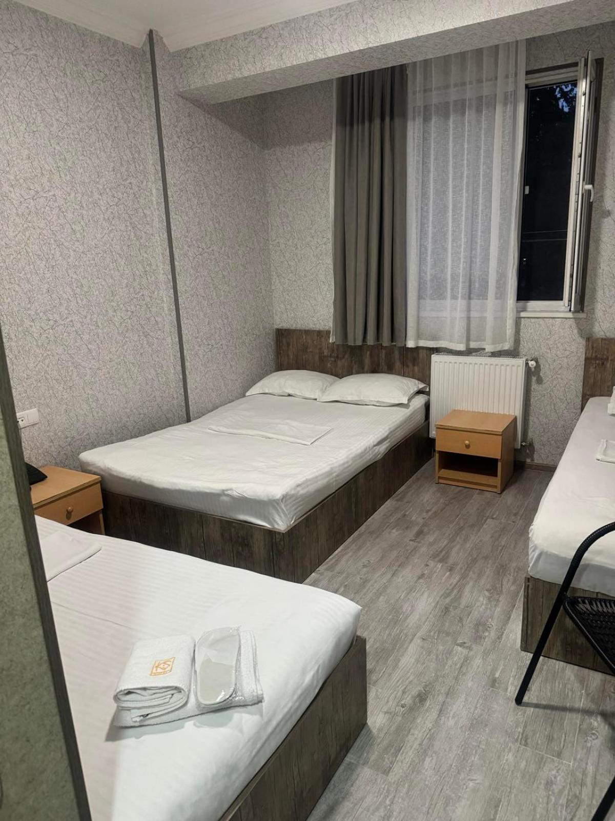 Hotel Skib Tbilisi Esterno foto