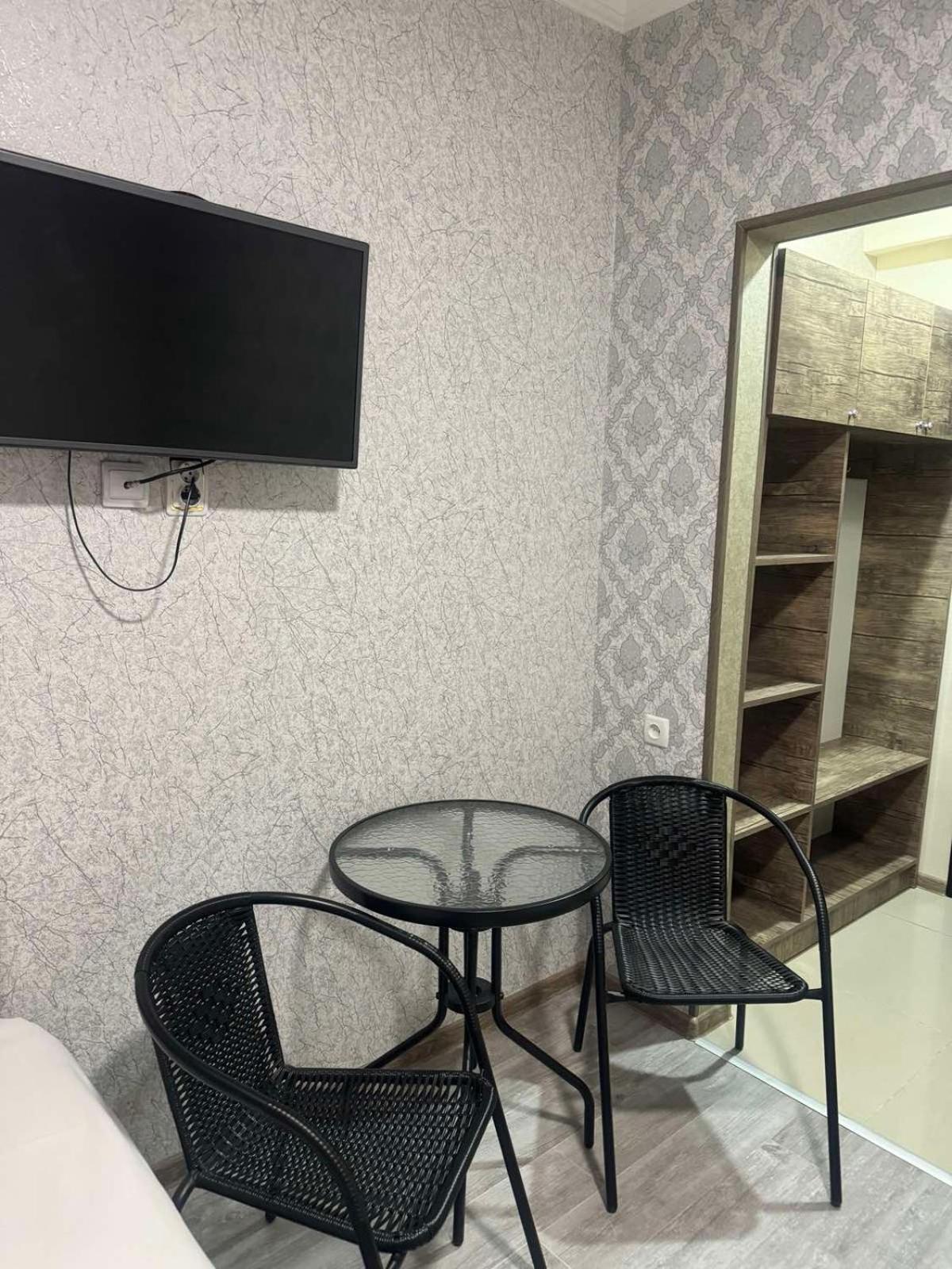 Hotel Skib Tbilisi Esterno foto
