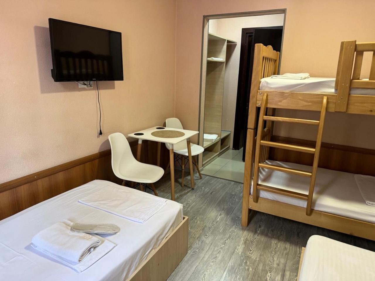 Hotel Skib Tbilisi Esterno foto