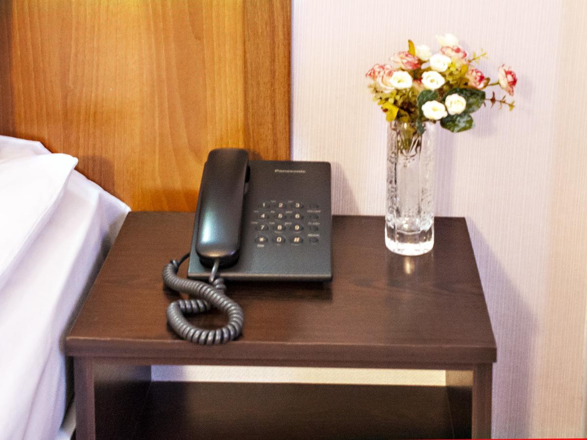 Hotel Skib Tbilisi Esterno foto